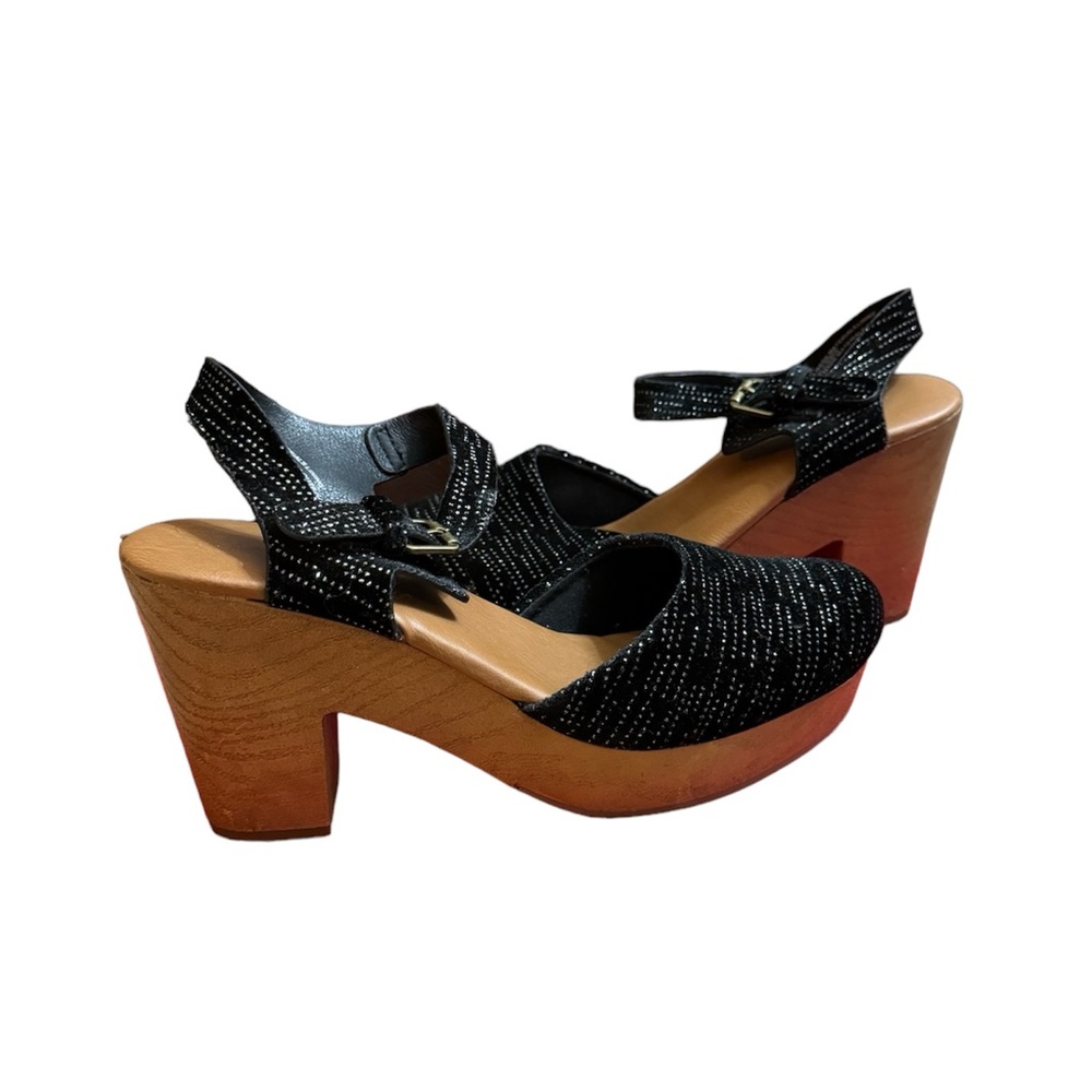 Universal Thread Black Velvet Heeled Clog Size 8